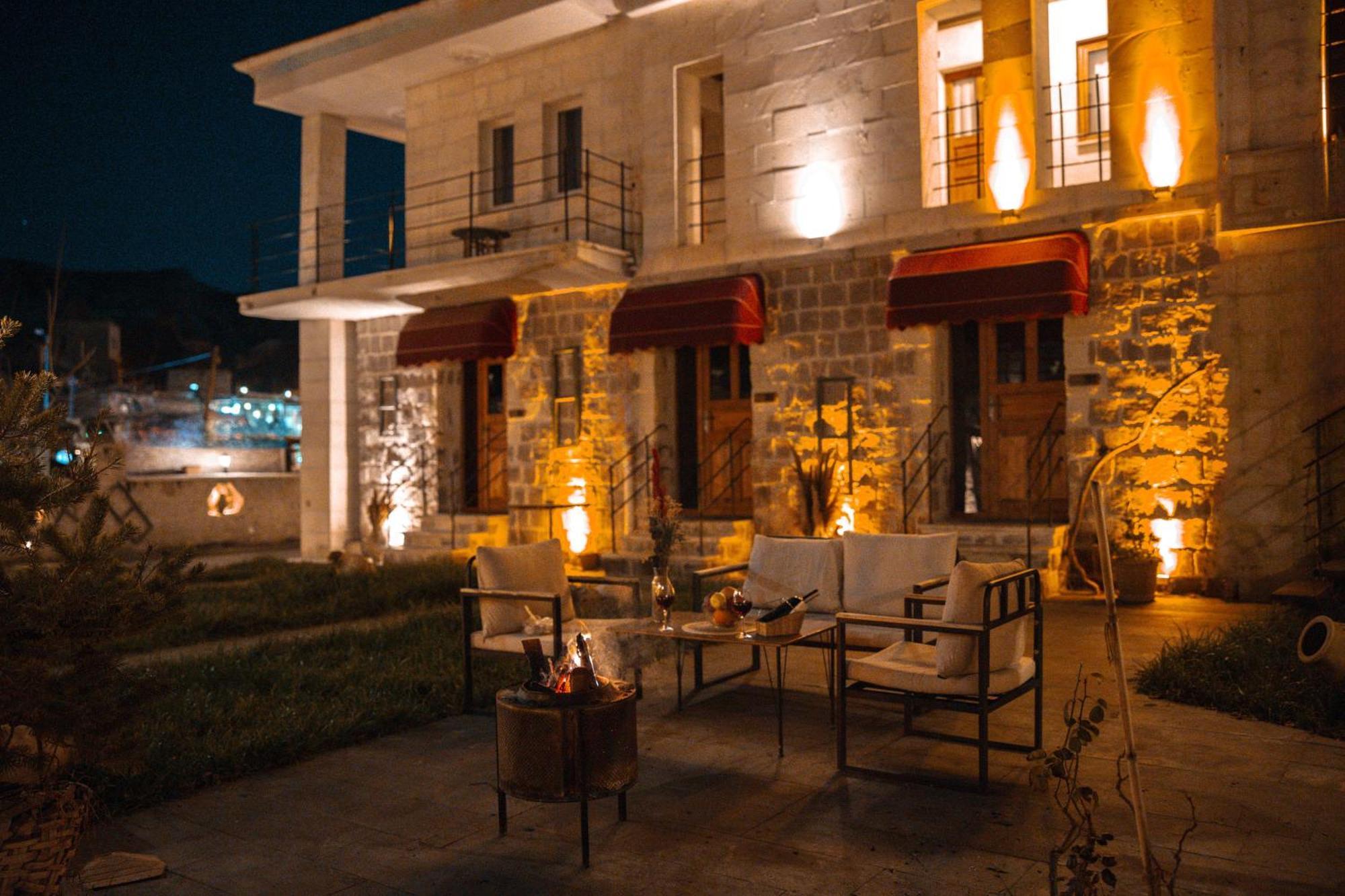 괴레메 Cavusin Cave House-Cappadocia B&B 외부 사진