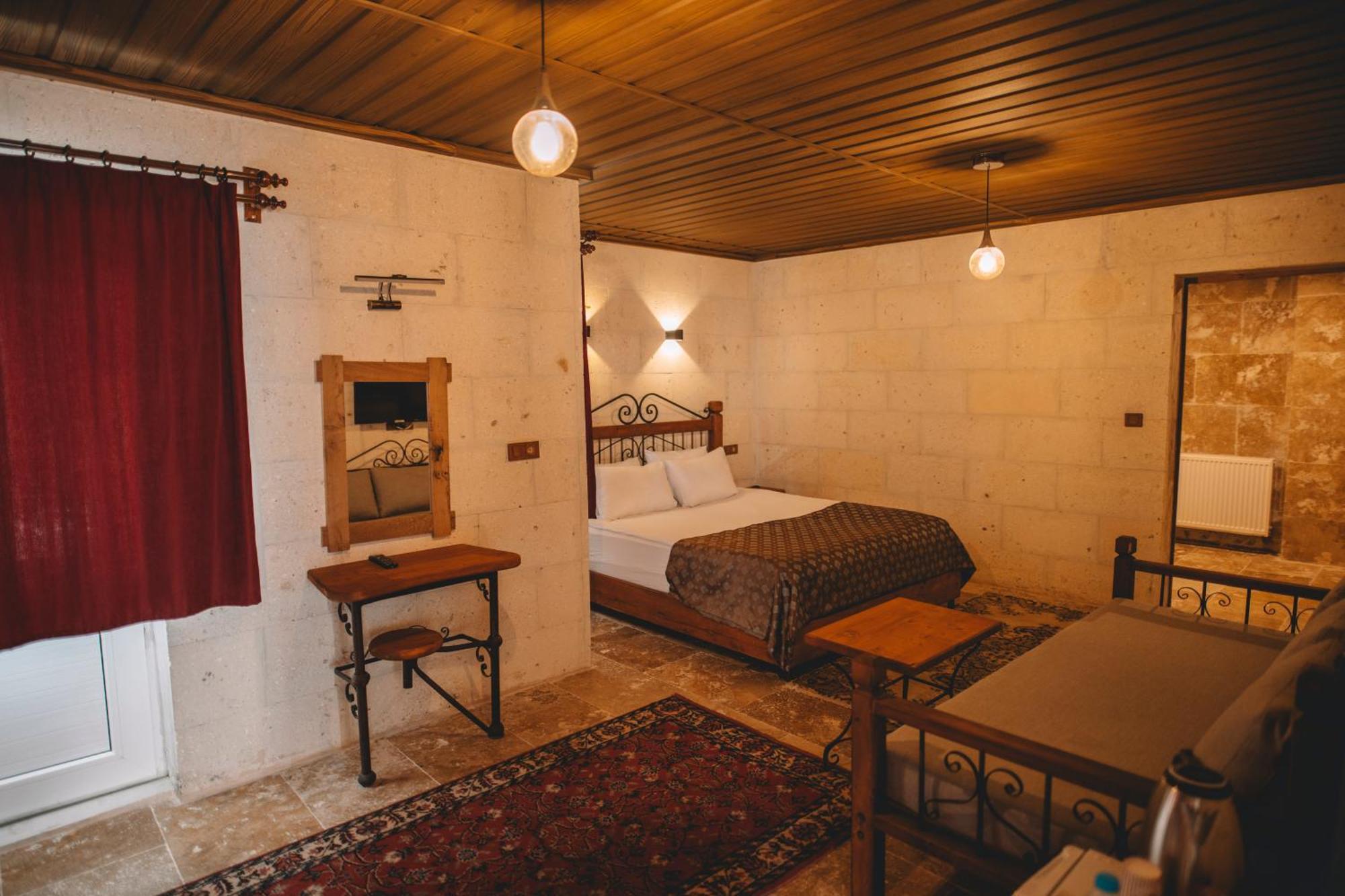 괴레메 Cavusin Cave House-Cappadocia B&B 외부 사진