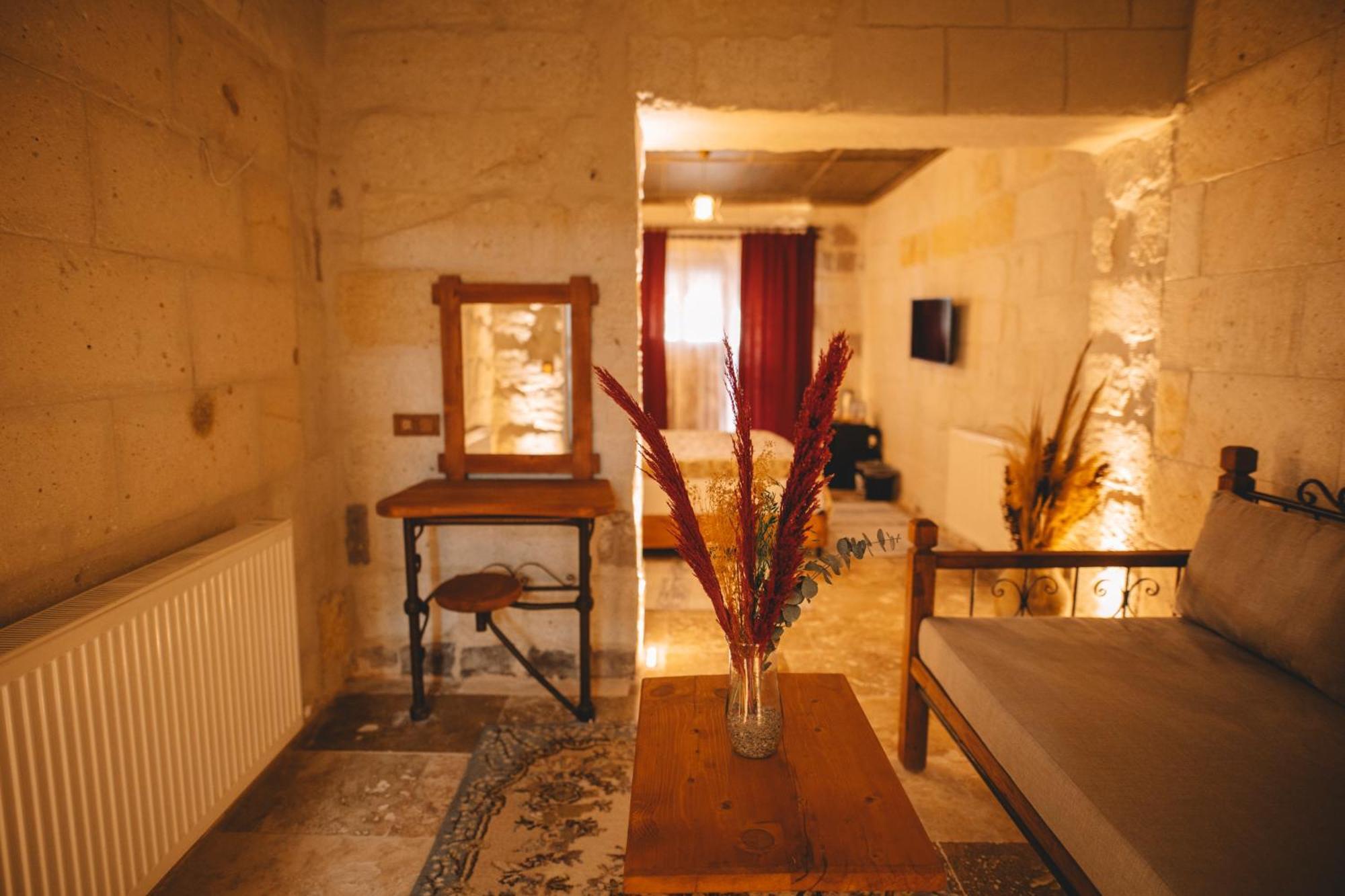 괴레메 Cavusin Cave House-Cappadocia B&B 외부 사진
